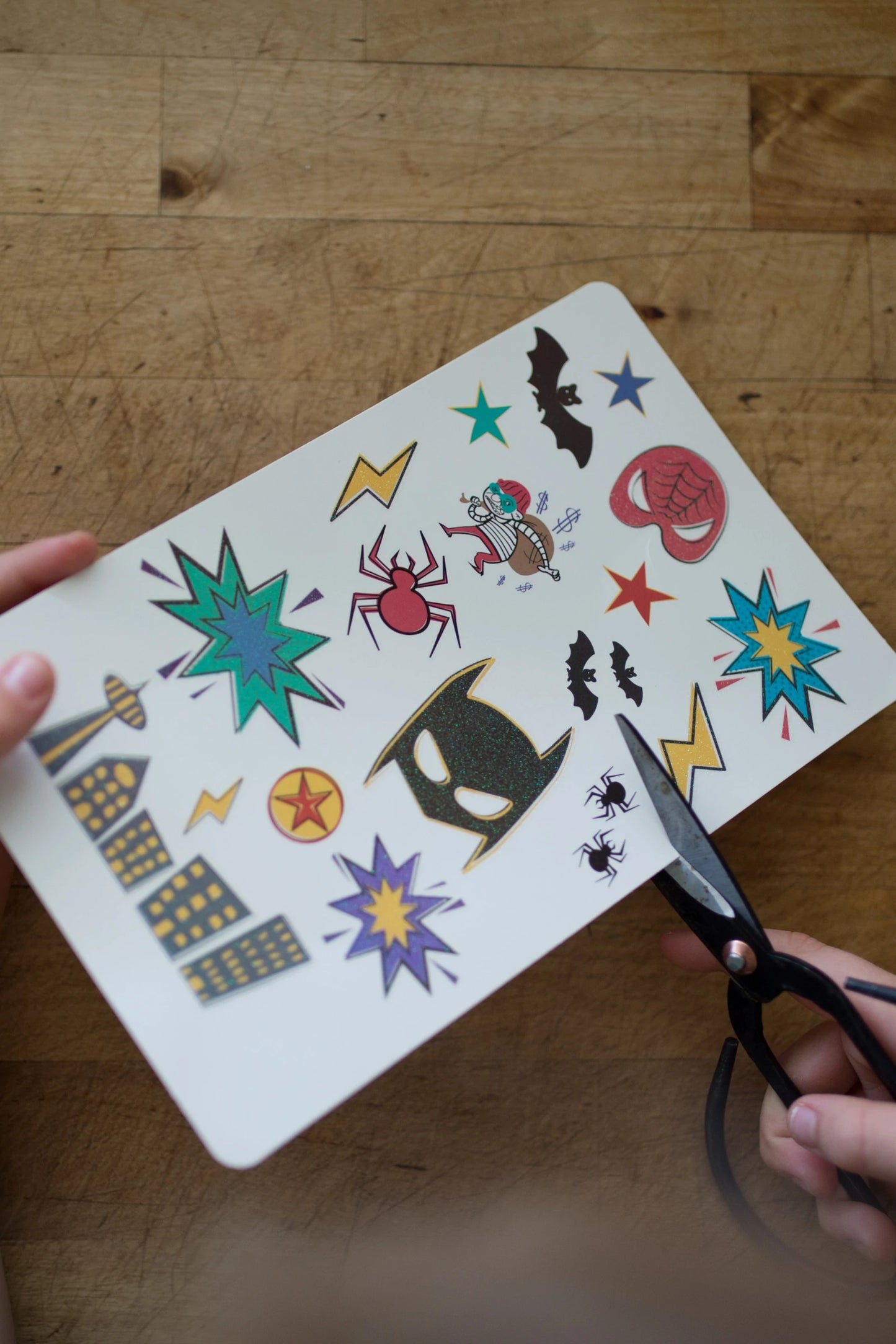 Tatouages super héros