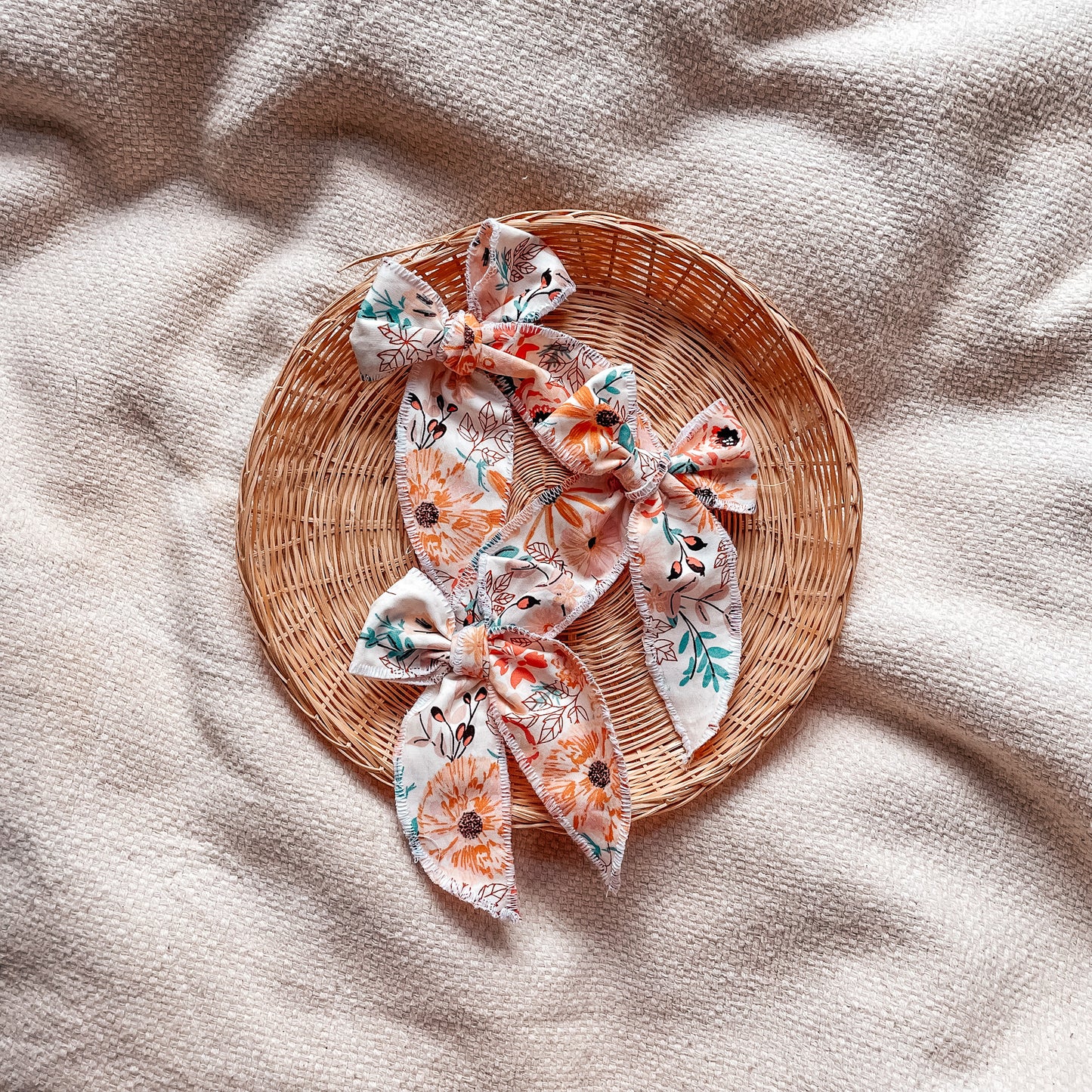 Boucle ruban fleur