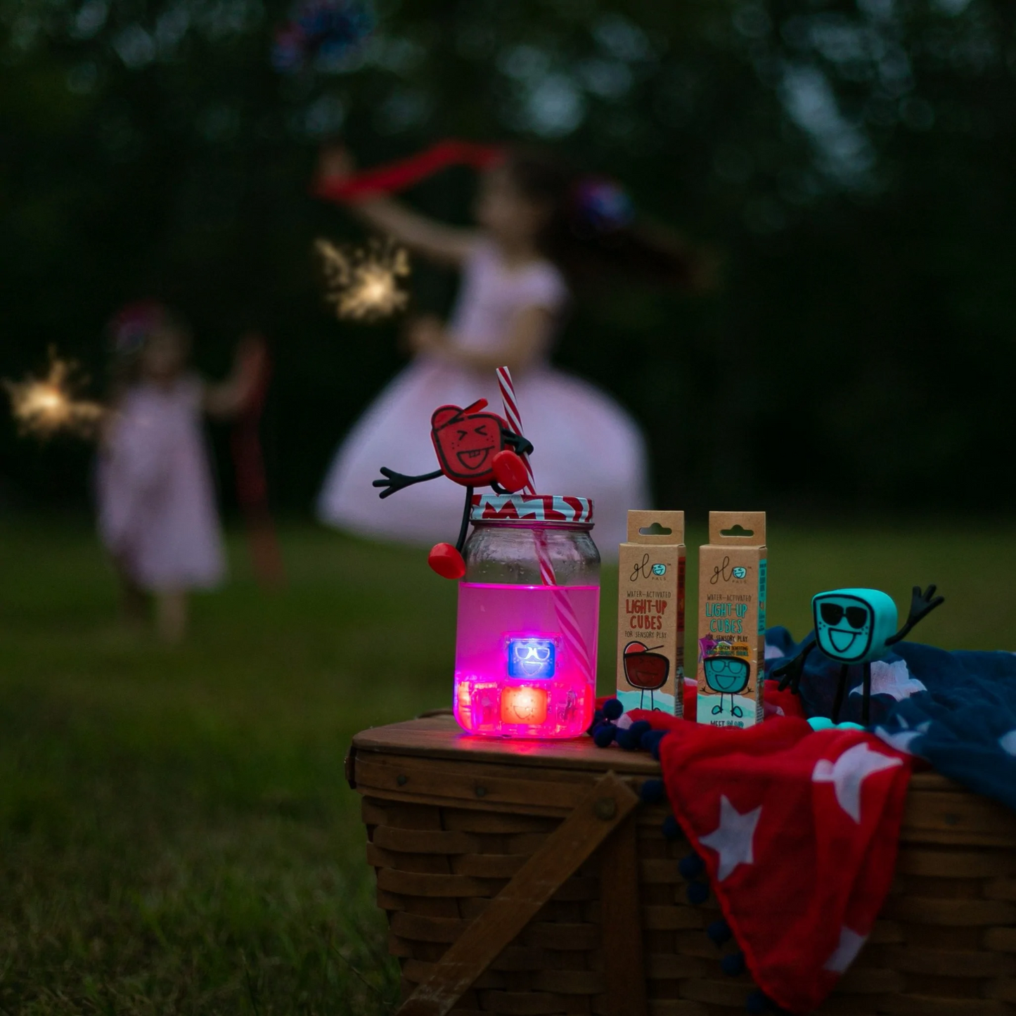 Glo Pals - Pack de 4 Cubes Lumineux Activés à l'Eau, Alex