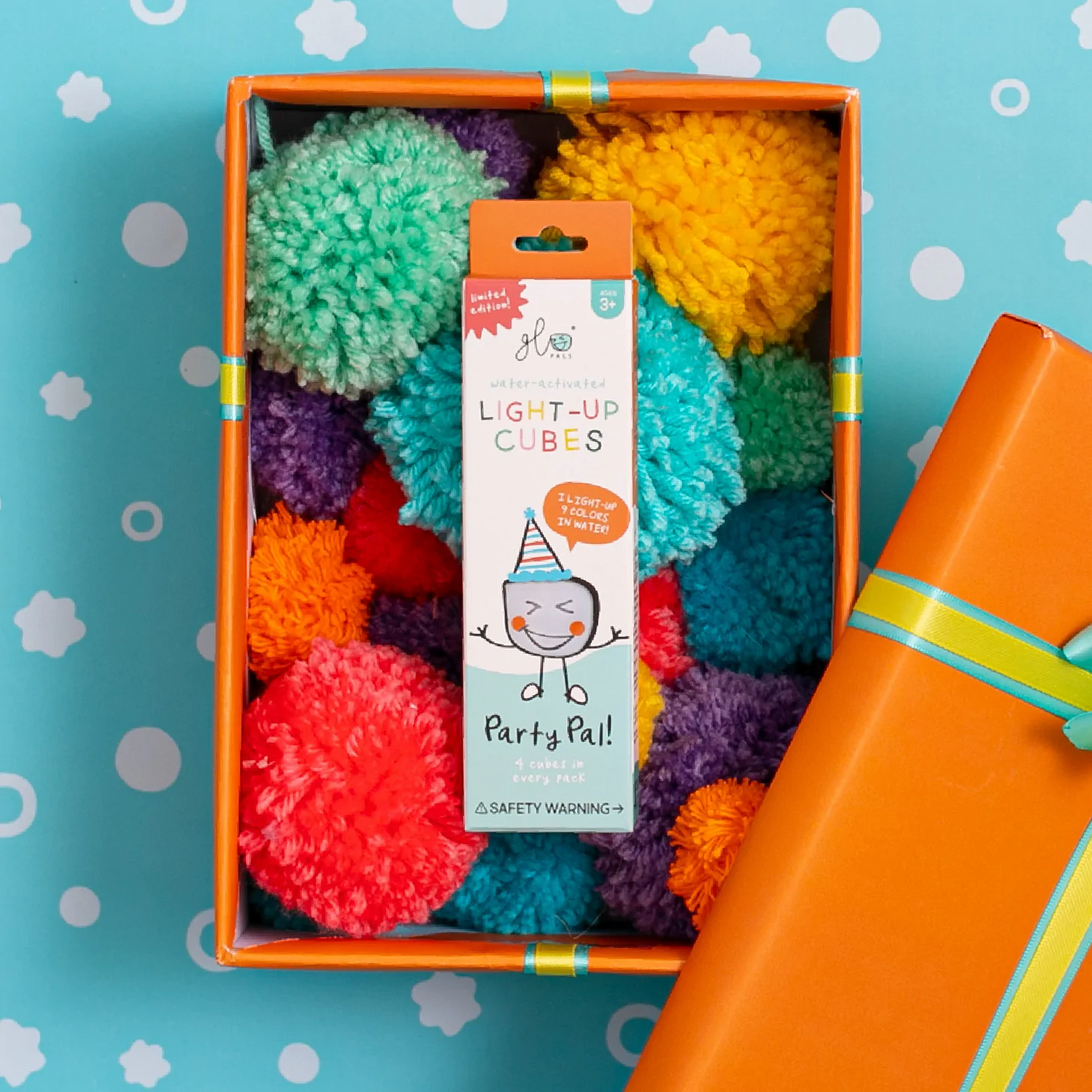 Glo Pals - Pack de 4 Cubes Lumineux Activés à l'Eau, Party pal