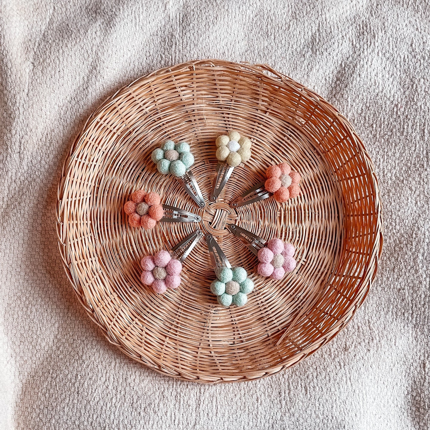 Barrette fleur menthe