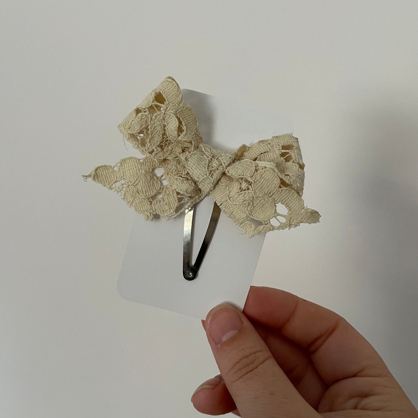 Clip boucle dentelle 2 couleurs