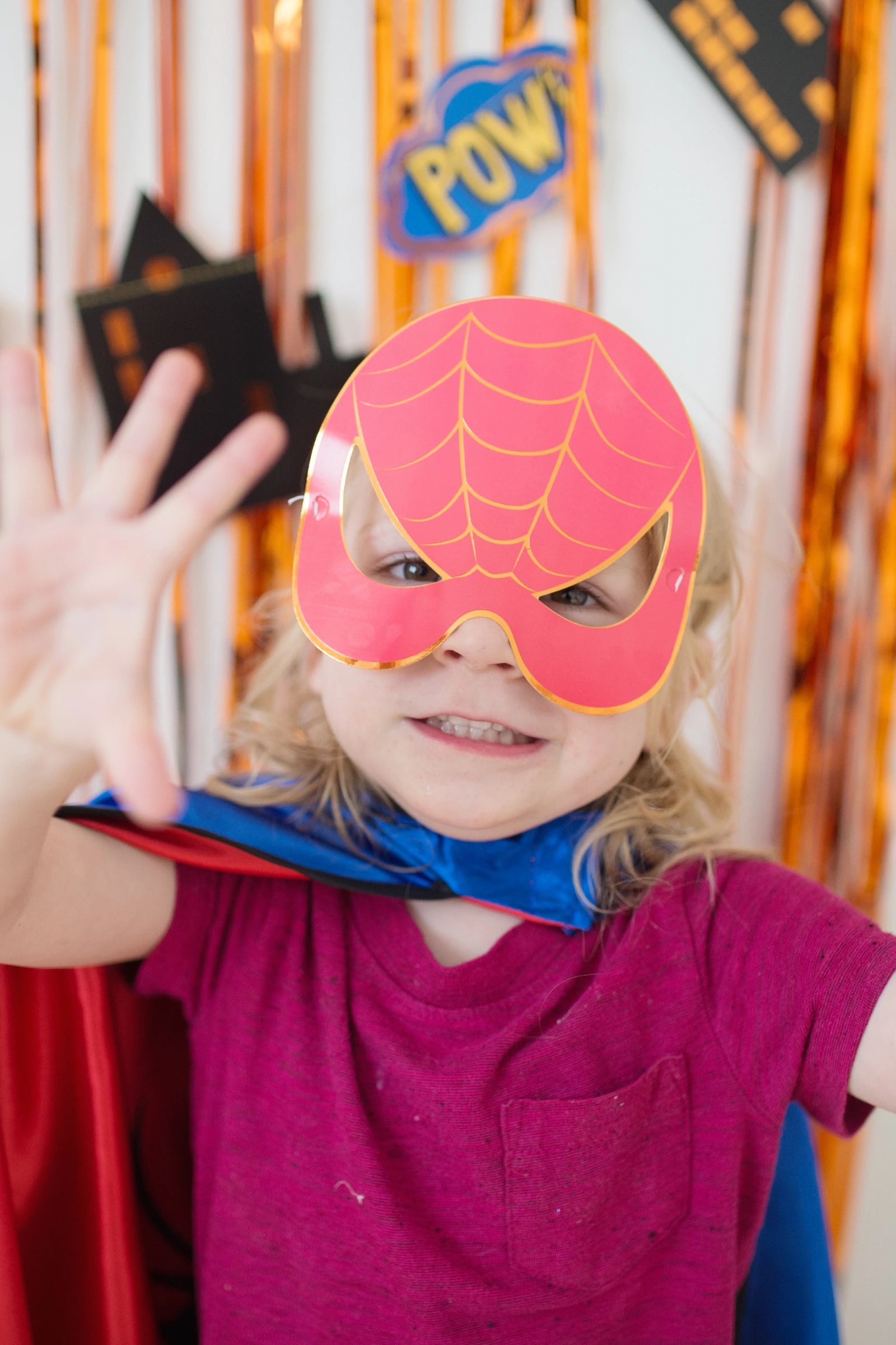 Masque de super-héros rose/orange réversible adulte Masque de super-héros  pour hommes et femmes adolescents, Costume de super-héros dHalloween,  Faveur de fête danniversaire, Cosplay -  France