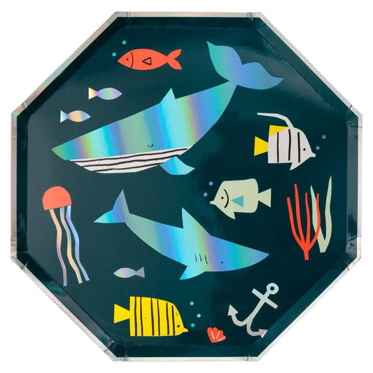 Assiettes requins grandes